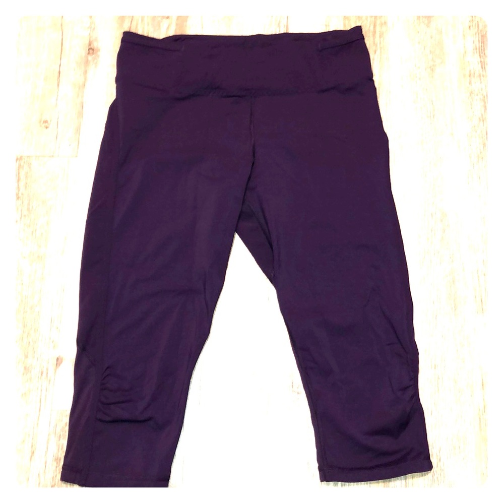 LuLu Lemon 17” cropped leggings